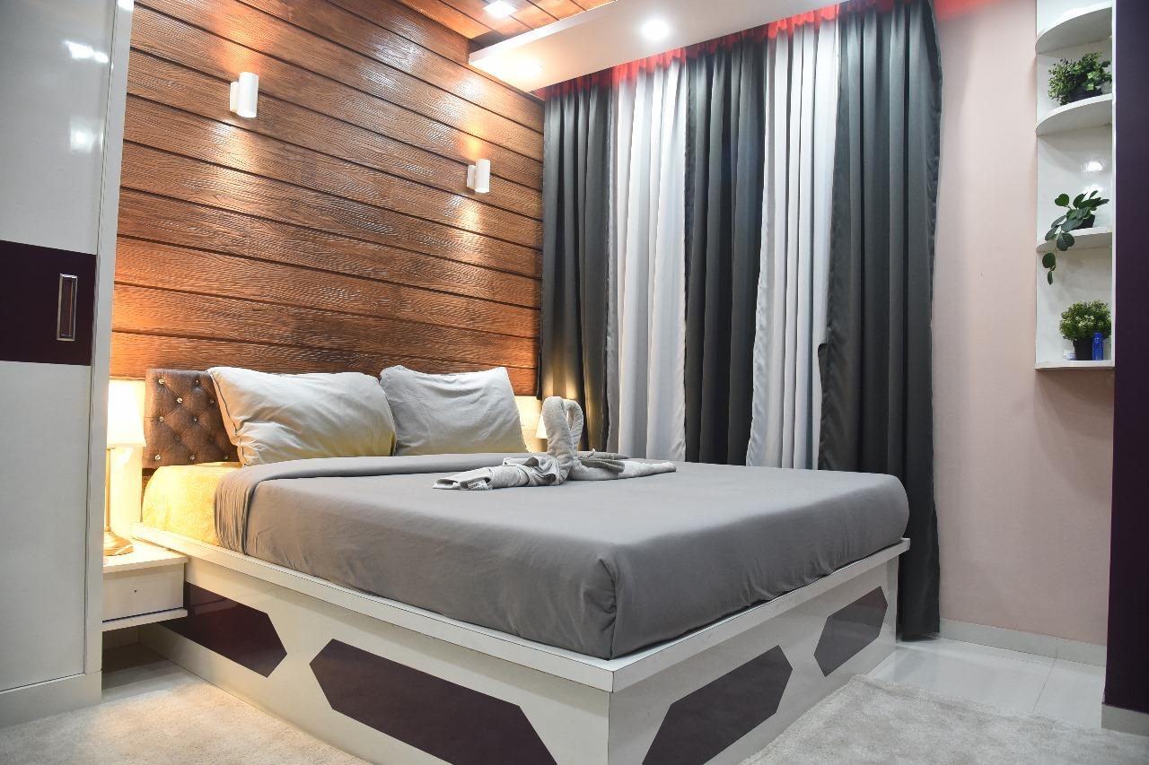 Slat Wall Bedroom, bedroom project in Hebbal